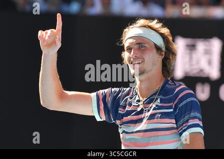 29 gennaio 2020: La settima testa di serie ALEXANDER ZVEREV (GER) festeggia dopo aver sconfitto la quindicesima testa di serie STAN WAWRINKA (sui) su Rod Laver Arena in un match dei quarti di finale maschile il giorno 10 dell'Australian Open 2020 a Melbourne, Australia. Sydney Low/Cal Sport Media. ZVEREV ha vinto 16 63 64 62 (immagine di credito: &Copy; Sydney Low/CSM tramite filo ZUMA) Foto Stock