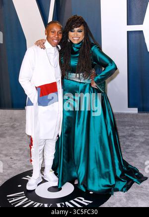 9 febbraio 2020, Beverly Hills, CA, Stati Uniti: BEVERLY HILLS, CALIFORNIA - 9 FEBBRAIO: Lena Waithe, Ava DuVernay partecipa al Vanity Fair Oscar Party 2020 al Wallis Annenberg Center for the Performing Arts il 9 febbraio 2020 a Beverly Hills, California. Foto: Crash/imageSPACE (immagine di credito: © Imagespace via cavo ZUMA) Foto Stock