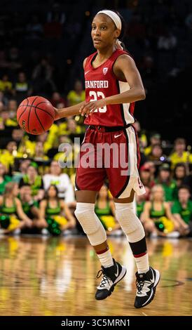08 mar 2020 Las Vegas, NV, U.S.A. Stanford Cardinal guardia Kiana Williams (23) stabilisce la giocata durante il campionato NCAA PAC 12 Women's Basketball Tournament Championship tra Oregon Ducks e Stanford Cardinal 56-89 perso al Mandalay Bay Event Center Las Vegas, NV. Thurman James / CSM(immagine di credito: &Copy; Thurman James/CSM tramite cavo ZUMA) Foto Stock