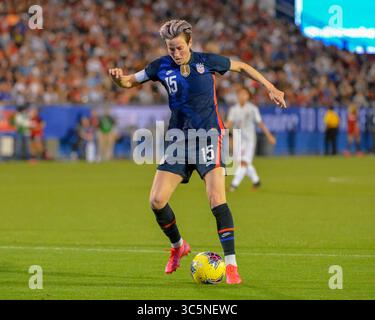 11 marzo 2020: L'attaccante DEGLI STATI UNITI Megan Rapinoe (15), in azione durante la partita della SheBelieves Cup tra Stati Uniti e Giappone, al Toyota Stadium di Frisco, Texas. Kevin Langley/CSM(immagine di credito: &Copy; Kevin Langley/CSM tramite cavo ZUMA) Foto Stock