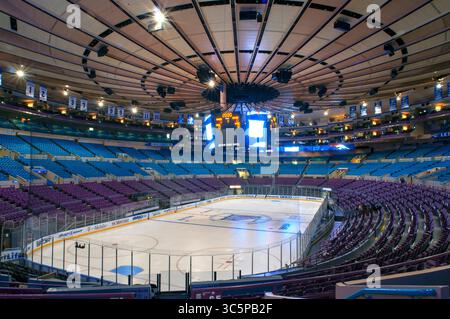 21 settembre 2009, New York, New York, Stati Uniti d'America: Il Madison Square Garden, spesso chiamato MSG o semplicemente The Garden, è un'arena polifunzionale al coperto di New York City (Credit Image: © Sergi ReboredoZUMA Wire) Foto Stock