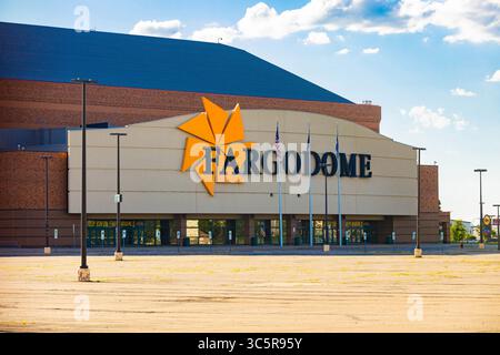 Fargo, North Dakota, USA - 1° luglio 2025: L'iconico stadio Fargodome di Fargo Foto Stock