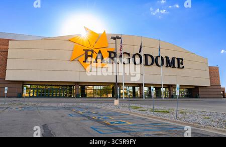 Fargo, North Dakota, USA - 1° luglio 2025: L'iconico stadio Fargodome di Fargo Foto Stock