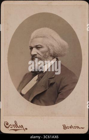 14 febbraio 2020, USA: Frederick Douglass (1818-95), American Social Reformer, abolizionista e statista, Ritratto capo e spalle, riproduzione fotografica di C.F. Conly del ritratto di George Kendall Warren, 1876 (Credit Image: © JT Vintage/Glasshouse via ZUMA Wire) Foto Stock