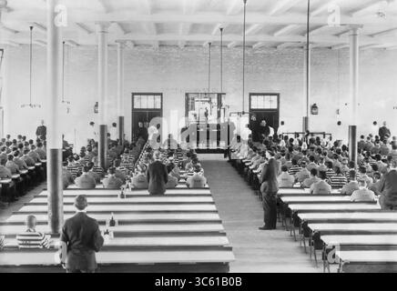 25 febbraio 2020, Atlanta, Georgia, Stati Uniti: Detenuti a cena nel penitenziario di Atlanta, Georgia, Stati Uniti, Bain News Service, anni '1920 (immagine di credito: © JT Vintage/Glasshouse via ZUMA Wire) Foto Stock