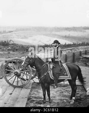 25 febbraio 2020, Atlanta, Georgia, Stati Uniti: Generale dell'Unione William Sherman a cavallo a Federal Fort, Atlanta, Georgia, foto di George N. Barnard, 1864 (Credit Image: © JT Vintage/Glasshouse via ZUMA Wire) Foto Stock