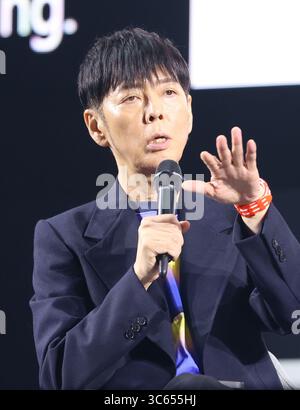 Yokohama, Giappone. 31 luglio 2025. Il direttore creativo giapponese Kashiwa Sato parla al "Rakuten ai optimism", la convention di tre giorni del gigante giapponese dell'e-commerce Rakuten a Yokohama, periferia di Tokyo, giovedì 31 luglio 2025. (Foto di Yoshio Tsunoda/AFLO) Foto Stock