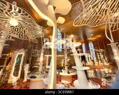 Grandi magazzini Printemps al 1 di Wall Street, Manhattan NYC Foto Stock