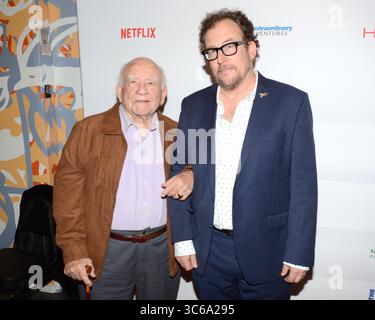 9 settembre 2017, Los Angeles, California, USA: L'attore ed Asner e Matt Asner partecipano al Torneo di ed Asner e Friends Celebrity Poker a beneficio dell'Autism Society presso l'Hayworth Los Angeles Showroom nel Citigroup Center di Los Angeles il 9,2017 settembre. (Immagine di credito: © Billy Bennight/ZUMA Wire) Foto Stock