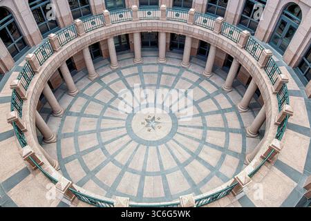 Vista panoramica della Capitol Extension Rotunda nell'edificio del Campidoglio dello stato del Texas ad Austin, Texas Foto Stock