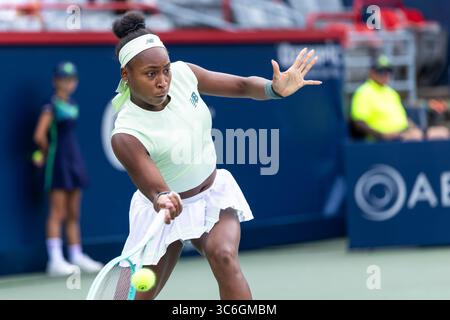 Montreal, Quebec, Canada. 31 luglio 2025. COCO GAUFF (1) dagli Stati Uniti in prima linea contro Veronika Kudermetova nella gara di 32 al Canadian Open allo stadio IGA di Montreal, Quebec, Canada il 2025-07-31 (Credit Image: © Yannick Legare/ZUMA Press Wire) SOLO PER USO EDITORIALE! Non per USO commerciale! Foto Stock