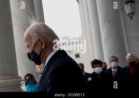 20 gennaio 2021, Washington, District of Columbia, USA: WASHINGTON, DC - 20 GENNAIO: il presidente Joe Biden parte dopo la sua inaugurazione il 20 gennaio 2021 a Washington (immagine di credito: © Melina Mara - Pool via CNP/CNP via ZUMA Wire) Foto Stock