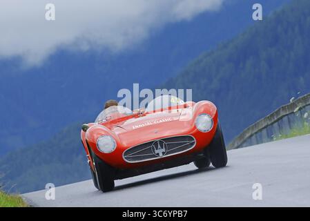 Ennstal Classic 2025 Rally auto d'epoca, Maserati 300 S Spider Fantuzzi, costruita nel 1955, Stiria, Austria Foto Stock