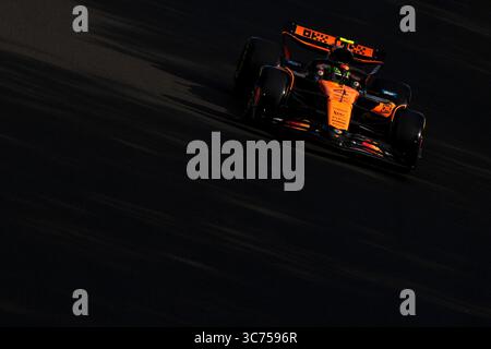 Lando Norris della McLaren durante la seconda prova all'Hungaroring di Budapest, Ungheria, davanti al Gran Premio d'Ungheria di domenica. Data foto: Venerdì 1 agosto 2025. Foto Stock