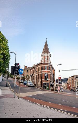 25 luglio 2025 Cork, Irlanda Scoprite la bellezza architettonica storica nell'ambiente urbano e il suo fascino e fascino unici Foto Stock