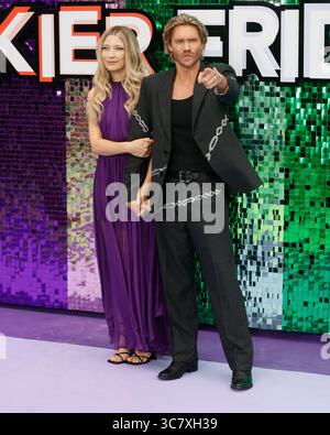 Sarah Roemer e Chad Michael Murray partecipano alla premiere britannica "Freakier Friday" tenutasi presso l'Odeon Luxe, Leicester Square, Londra. Foto Stock