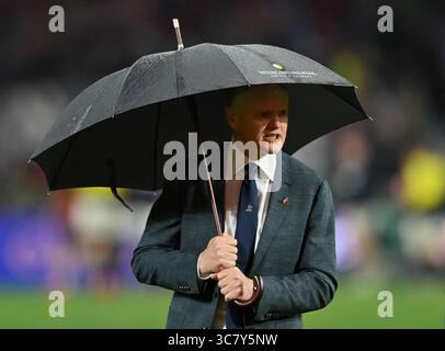 SYDNEY, AUSTRALIA - 2 AGOSTO: Il capo-allenatore Joe Schmidt dell'Australia guarda avanti durante il terzo test della serie tra Australia Wallabies e British & Irish Lions all'Accor Stadium il 2 agosto 2025 a Sydney, Australia. (Foto di Izhar Khan) esclusivamente per uso editoriale. NESSUNA LICENZA PER LE STAMPE CONSUMER. Foto Stock