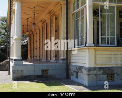 TOKYO, GIAPPONE - 2 agosto 2025: Dettaglio dell'ex casa della famiglia Iwasaki. Foto Stock