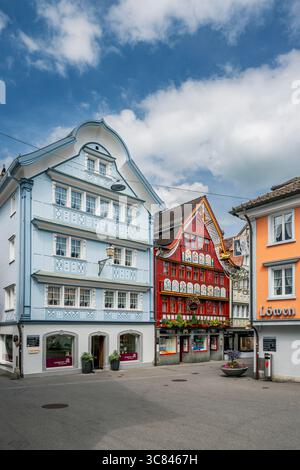 Strada pedonale nella città vecchia, Appenzell, Canton Appenzell Innerrhoden, Svizzera Foto Stock