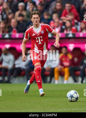 Paul Wanner dell'FC Bayern München all'amichevole FC BAYERN München - OLYMPIQUE LYON 2-1 il 2 agosto 2025 a Monaco, Germania stagione 2025/2026, FCB, fotografo: Peter Schatz Foto Stock