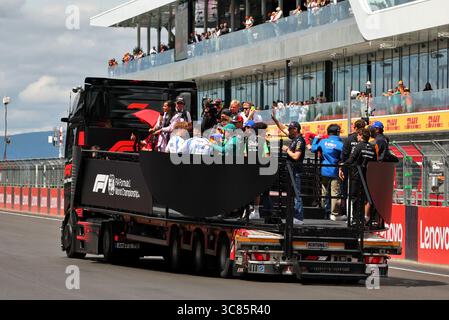 Budapest, Ungheria. 3 agosto 2025. Sfilata dei conducenti. 03.08.2025. Campionato del mondo di formula 1, Rd 14, Gran Premio d'Ungheria, Budapest, Ungheria, giorno della gara. Crediti: James Moy/Alamy Live News Foto Stock
