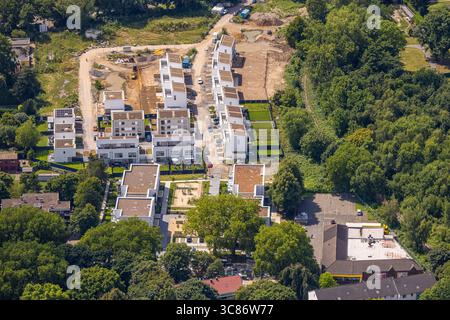 Luftbild, Neubau Wohnsiedlung Einfamilienhäuser, an der Zechenbahn und Zur Alten Ziegelei, Alt-Homberg, Duisburg, Ruhrgebiet, Nordrhein-Westfalen, Deutschland ACHTUNGxMINDESTHONORARx60xEURO *** Vista aerea, nuove case unifamiliari, an der Zechenbahn e Zur Alten Ziegelei, Alt Homberg, Duisburg, regione della Ruhr, Renania settentrionale-Vestfalia, Germania ACHTUNGxMINDESTHONORARx60xEURO Foto Stock