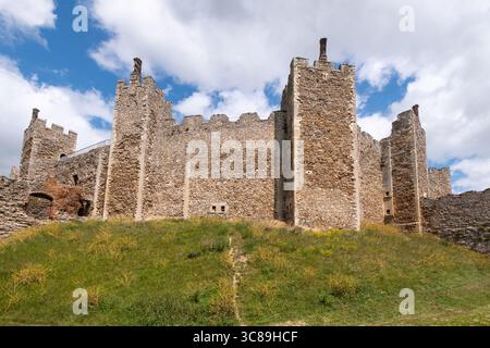 Castello di Framlingham, Framlingham, Suffolk, Regno Unito. Foto Stock