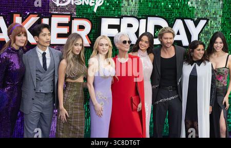 Londra, Regno Unito. 31 luglio 2025. Kristin Burr, Manny Jacinto, Julia Butters, Lindsay Lohan, Jamie Lee Curtis, Chad Michael Murray, Nisha Ganatra e Jordan Weiss partecipano alla premiere degli arrivi del Freaky Friday UK presso l'Odeon Luxe, Leicester Square, 31 luglio 2025 a Londra, Inghilterra, Regno Unito. Credito: S.A.M./Alamy Live News Foto Stock