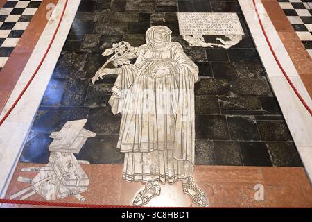 Dettaglio di un mosaico di pavimento in marmo nella Cattedrale di Siena (Duomo di Siena). Siena, Italia Foto Stock