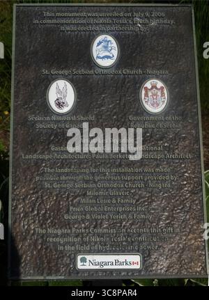 Monumento di Nikola Tesla all'interno del Queen Victoria Park Cascate del Niagara Canada Foto Stock