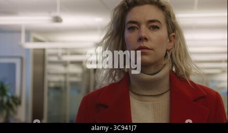 DATA DI USCITA: 7 gennaio 2021 TITOLO: Pieces of A Woman STUDIO: Netflix DIRECTOR: Kornel Mundruczo TRAMA: Quando la nascita di una giovane madre finisce in una tragedia insondabile, inizia un'odissea lunga un anno di lutto che rompe le relazioni con i propri cari in questa storia profondamente personale di una donna che impara a vivere accanto alla sua perdita. PROTAGONISTA: VANESSA KIRBY nel ruolo di Martha (immagine di credito: © Netflix/Entertainment Pictures/ZUMAPRESS.com) Foto Stock