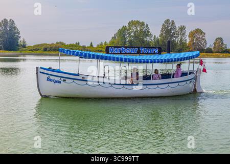 Ex battello di salvataggio della BC Ferries convertito in battello turistico Steveston Harbour in Canada Foto Stock