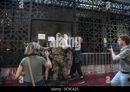 Milano, protesta davanti al Consolato egiziano dell'ultima generazione, "Palestina libera” Foto Stock