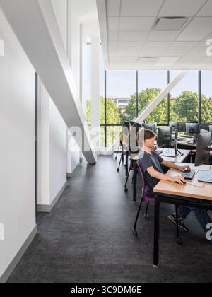 STLCC Florissant Valley Advanced Manufacturing Center, sede: Ferguson MO, architetto: JEMA, architetto paesaggista: DG2 Foto Stock