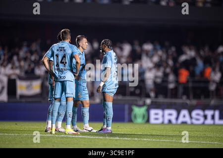 San Paolo, Brasile. 4 agosto 2025. SAN PAOLO, BRASILE - FA 04: Partita tra Santos FC e EC Juventude allo stadio Morumbis il 4 agosto 2025 a San Paolo, Brasile. (Foto di Wanderson Oliveira/PxImages) credito: PX Images/Alamy Live News Foto Stock