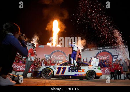 30 maggio 2022 - Concord, NC, USA: Denny Hamlin vince la Coca-Cola 600 al Charlotte Motor Speedway. (Immagine di credito: © Stephen A Arce/Action Sports Pho/CSM via ZUMA Press Wire) Foto Stock