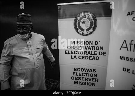 20 ottobre 2020, Conakry, Guinea: Il discorso della missione commissionata dalla Comunità economica degli Stati dell'Africa occidentale per le elezioni presidenziali in Guinea Conakry presso l'hotel kaloum di Conakry. (Immagine di credito: © Sadak Souici/ZUMA Press Wire) Foto Stock