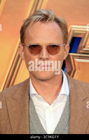 8 aprile 2018, Londra, Regno Unito: Paul Bettany partecipa alla premiere britannica "Avengers Infinity War" presso i Television Studios White City di Londra, Inghilterra. (Immagine di credito: © Fred Duval/SOPA Images via ZUMA Press Wire) Foto Stock