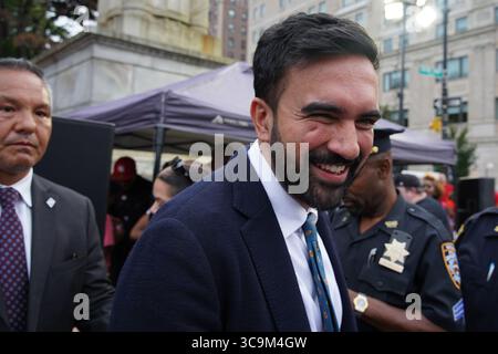 Brooklyn, Stati Uniti. 5 agosto 2025. Zohran Mamdani durante il 78° Precinct's National Night Out a Brooklyn martedì 5 agosto 2025 a New York. Foto di Derek French/UPI credito: UPI/Alamy Live News Foto Stock