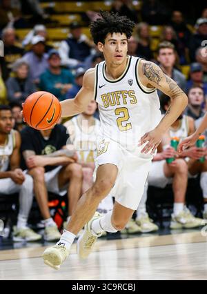 19 gennaio 2023: La guardia dei Colorado Buffaloes KJ Simpson (2) guida la corsia nel secondo tempo della partita di basket di menâ tra Colorado e Washington a Boulder, CO. Derek Regensburger/CSM. (Immagine di credito: © Derek Regensburger/CSM tramite ZUMA Press Wire) Foto Stock