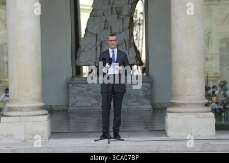 17 maggio 2017 - Parigi, Francia PARIGI- LE 17/05/2017 Annonce du Premier gouvernement d'Emmanuel Macron par Alexis Kohler ........ Alexis Kohler, Segretario generale dell'Elysee Presidentiel Palace annuncia la composizione del governo francese, il 17 maggio 2017 a Parigi, due giorni dopo la nomina a primo ministro francese. (Immagine di credito: © Sadak Souici/ZUMA Press Wire) Foto Stock