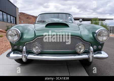 14 settembre 2022, Moab, Utah, Stati Uniti: Vista frontale di una classica auto sportiva Aston Martin DB4 Series 1 del 1960. (Immagine di credito: © Jon G. Fuller / Vwpics/VW Pics via ZUMA Press Wire) Foto Stock