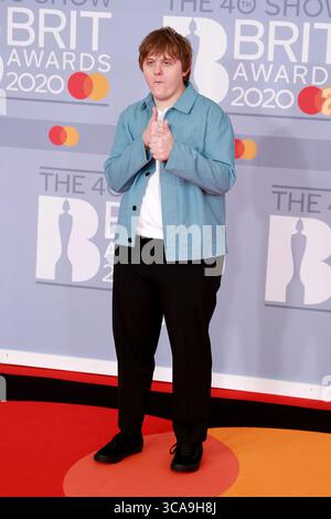 18 febbraio 2020, Londra, Regno Unito: Lewis Capaldi partecipa ai BRIT Awards 2020 all'O2 Arena di Londra. (Immagine di credito: © Fred Duval/SOPA Images via ZUMA Press Wire) Foto Stock