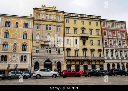 Storica Piazza della Borsa a Trieste, Italia. Foto Stock