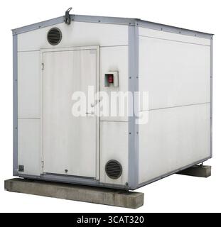 Contenitore per capannoni tecnologici esterni per apparecchiature elettroniche dell'operatore di comunicazioni mobili cellulari. Isolato con patch Foto Stock
