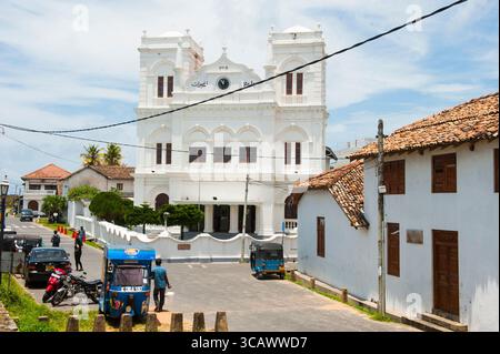 La Moschea Meeran Jumma, nota anche come Moschea Galle Fort, costruita in un mix di stili architettonici vittoriani e barocchi, Galle Fort, Provincia meridionale, Sri Foto Stock
