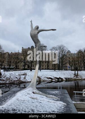 Edifici del centro di riga che presentano facciate in stile Art Nouveau e fascino storico. Foto Stock