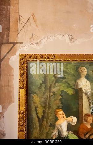 Francia, Bouches du Rhone, Aix en Provence, Jas de Bouffan, il museo della residenza di Paul Cezanne, la tela il gioco di nascondere e cercare sulla parete del grande soggiorno nasconde un affresco, l'ingresso al porto, dipinto da Cezanne direttamente sul muro e scoperto durante i lavori nell'agosto 2023 Foto Stock