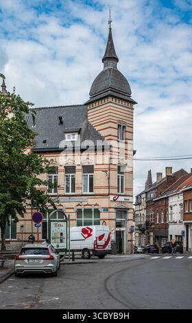 Place du Mole o Piazza Mole nel centro di Braine l'Alleud, Brabant Wallon, Belgio 14 luglio 2025 Foto Stock