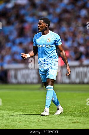 9 agosto 2025; Coventry Building Society Arena, Coventry, Inghilterra; EFL Championship, Coventry City contro Hull City; Ephron Mason-Clark di Coventry City Foto Stock
